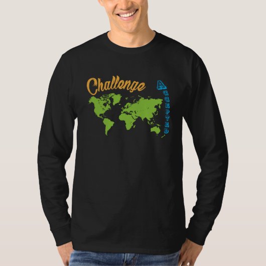 Accept a Travelling Challenge with a World Map Tシャツ (正面)