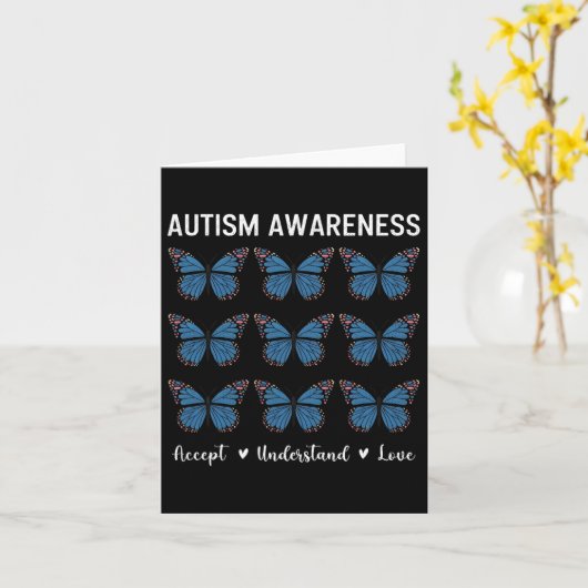 Accept Understand Love Autism Awareness Butterfly カード (黄色い花)