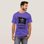 Accidental Pirate Funny Nautical Adventure Humor f Tシャツ (正面フル)