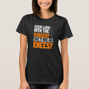ACL手術膝の再構成は良いとKを取る Tシャツ