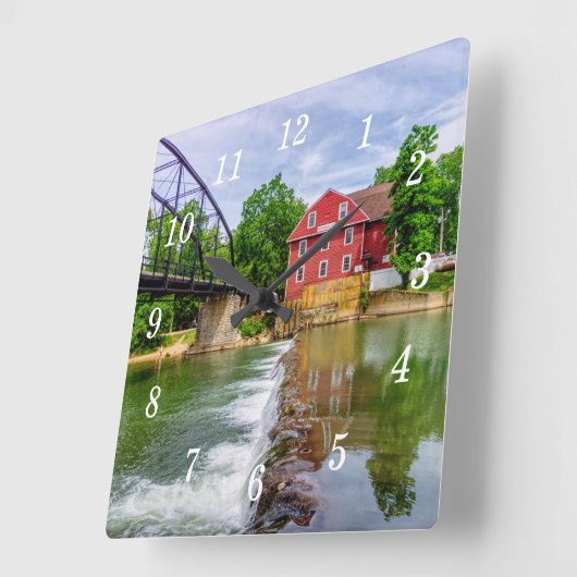 Across War Eagle Creek Waterfall Wall Clok スクエア壁時計 (傾斜)