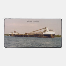 Adam E. Corneliusデスクマット