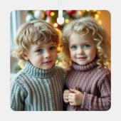Add a Family Photo to this Personalized Christmas メタルオーナメント (正面)