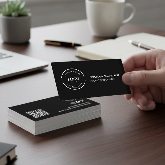Add your custom logo QR code black Modern Design 名刺