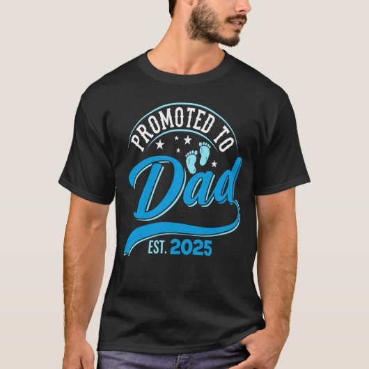 Addy 2025に昇格New Daddy First Tシャツ (正面)