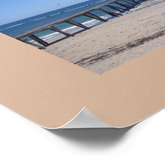 Adelaide, South Australiaビーチwith Boardwalk ポスター (角)