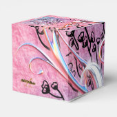 Adiela Akooがデザインした愛箱へのコード フェイバーボックス (裏面サイド)