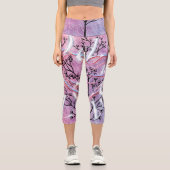 Adiela AkooがデザインしたOde to Loveアクティブ衣服 カプリレギンス (正面)