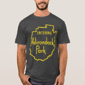 Adirondack Park Sign Adirondacksに入る Tシャツ (正面)