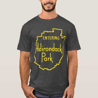 Adirondack Park Sign Adirondacksに入る Tシャツ