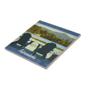 AdirondacksのAdirondackの椅子、NYからの眺め タイル (側面)