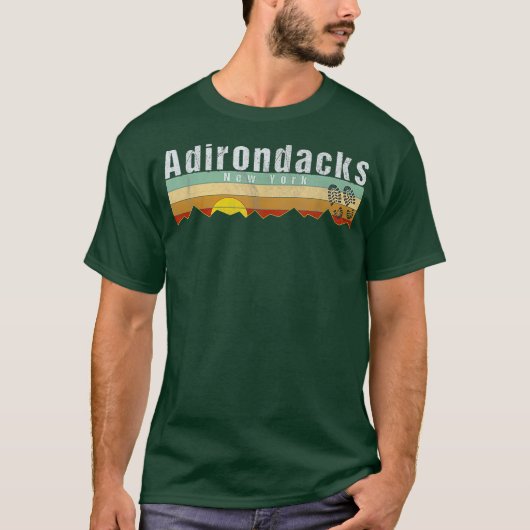 AdirondacksヴィンテージAdirondacksハイキングギフト Tシャツ (正面)