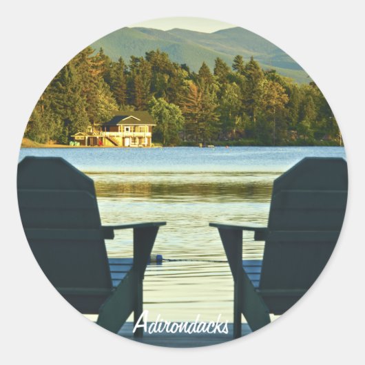 Adirondacks, NYのAdirondack Chairsから表示 ラウンドシール (正面)