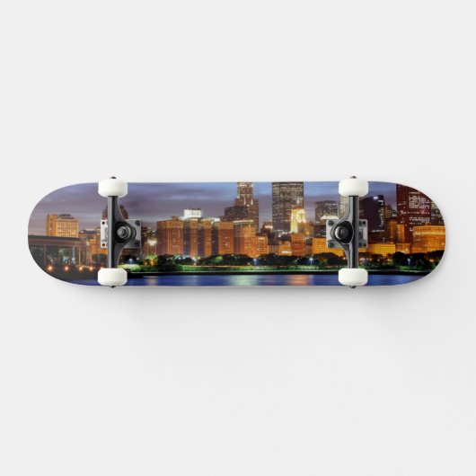 Adlerのプラネタリウムからのシカゴのスカイライン スケートボード (横)