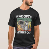 Adopt A Street Cat Trash Can Garbage Panda Pizza R Tシャツ (正面)