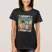 Adopt A Street Cat Trash Can Garbage Panda Pizza R Tシャツ (正面)