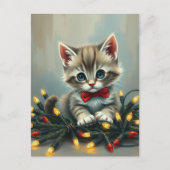 Adorable and Cute Christmas Kitten With Lights ポストカード (正面)