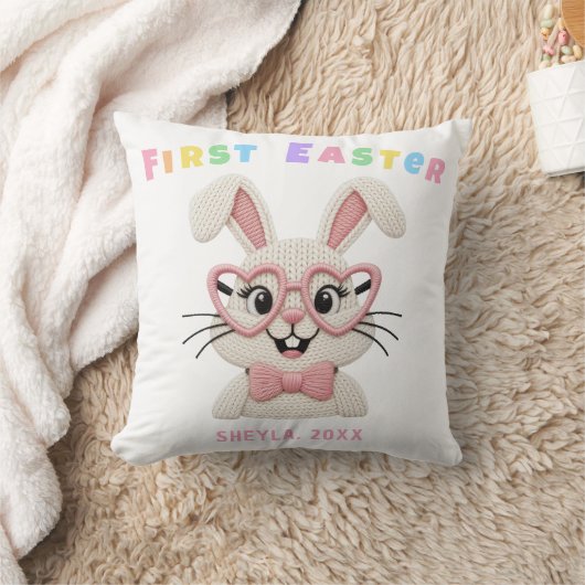 Adorable Baby Girl First Easter Bunny Name クッション (ブランケット)