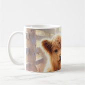 Adorable Baby Highland Cow In Flower Field コーヒーマグカップ (左)
