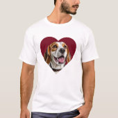 Adorable Beagle in Heart Shape Design Tシャツ (正面)