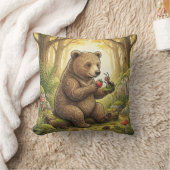 Adorable Bear and Ant Friend Forest Animals  クッション (ブランケット)