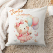 Adorable Bear – Thanksgiving Baby Shower Decor クッション (ブランケット)