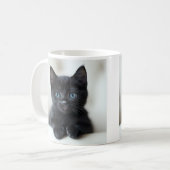 Adorable Black Kitten with Striking Blue Eyes Port コーヒーマグカップ (正面左)