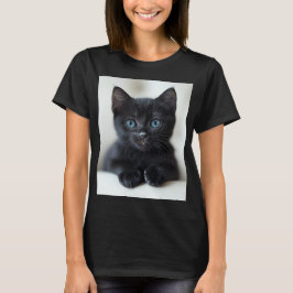 Adorable Black Kitten with Striking Blue Eyes Port Tシャツ