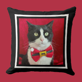 Adorable Christmas Tuxedo Cat クッション