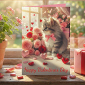Adorable Fluffy Kitten with Roses Valentine's Day カード