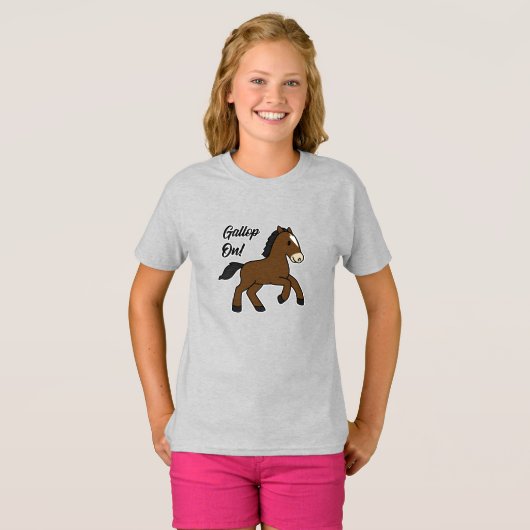 Adorable Gallop On! Happy Foal Kawaii Horse Design Tシャツ (正面フル)