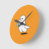 Adorable Ghost Cute Halloween Illustration ラウンド壁時計 (傾斜)