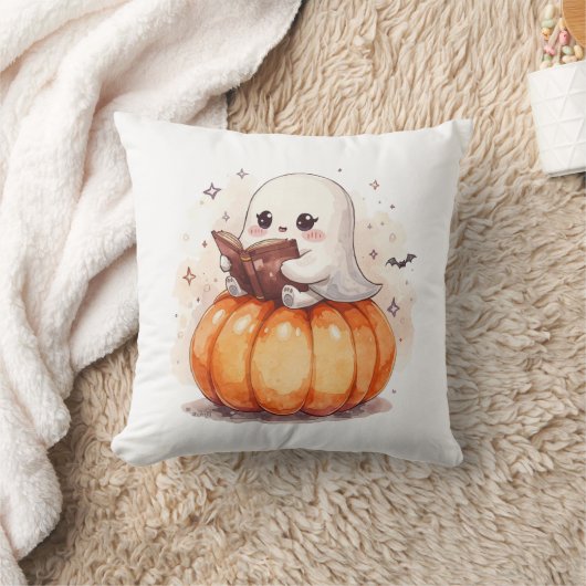 Adorable Ghost with Book Sitting on Pumpkin – Hall クッション (ブランケット)