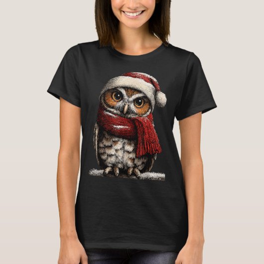 Adorable Owl With Santa Hat Snowy Winter Christmas Tシャツ (正面)