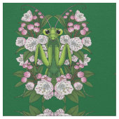 Adorable Praying Mantis And Mountain Laurel  ファブリック (クローズアップ)