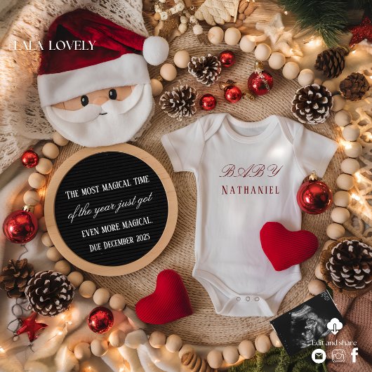 Adorable Santa Christmas Pregnancy Announcement 招待状