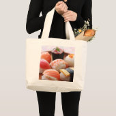 Adorable Sushi Selection on Wooden Plate Tote ラージトートバッグ (正面(商品))
