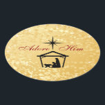 Adore Him -出生シーンChristmasスタンプ 楕円形シール<br><div class="desc">これらのAdore Him出生シーンChristmasのステッカーは、金ゴールドと白い輝く星を持つ美しい背景にイエス、メアリー、ヨセフ、ベツレヘムの星を特集している。</div>