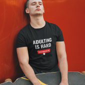 Adutingは懸命 – 登録解除 |カスタマイズ可能引用文 tシャツ