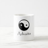 Advaitaイン及びヤン コーヒーマグカップ (中央)