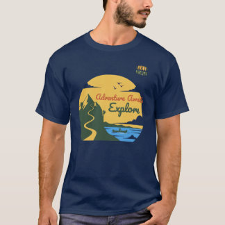 Adventure Awaits: Explore & Enjoy Nature Tシャツ