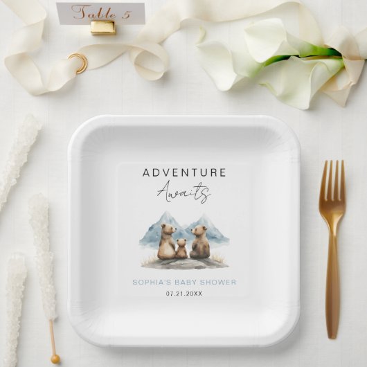 Adventure Awaits Mountains Baby Shower Party ペーパープレート (ウェディング)