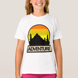 Adventure Awaits Tシャツ
