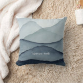 Adventure Awaits Watercolor Mountain クッション (ブランケット)