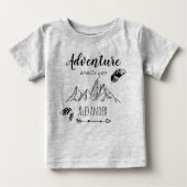 Adventure awaits with customizable name ベビーTシャツ (正面)