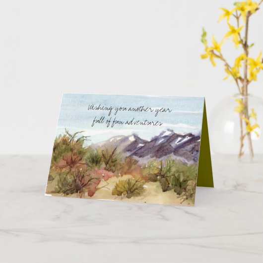 Adventure Birthday Desert Mountain Landscape カード (黄色い花)