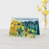 Adventure Birthday Hiking Trail Mountain Landscape カード (黄色い花)