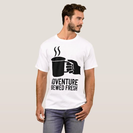 Adventure Coffee Mug Logo Outdoor Camping Design Tシャツ (正面フル)