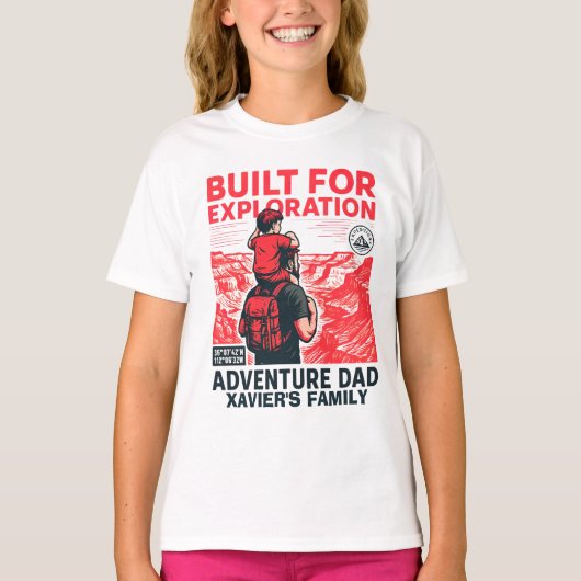 Adventure Dad - 探検のために作られた Tシャツ (正面)