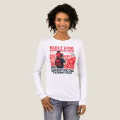 Adventure Dad - 探検のために造られた トライブレンドTシャツ (正面全体)